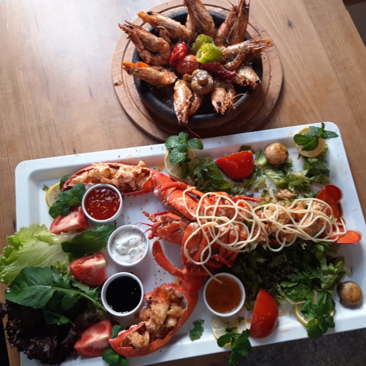 Blue Paradise Restaurant & Cafe