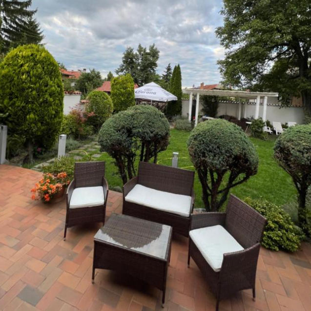 Zasheva House