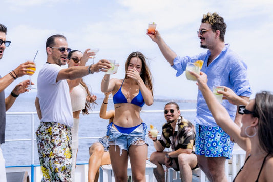 Athens Swimming Cruise - globalnomadpass