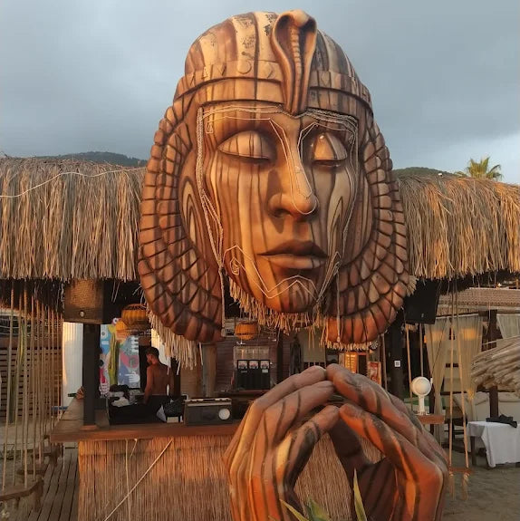 Anjeliq Beach Cleopatra
