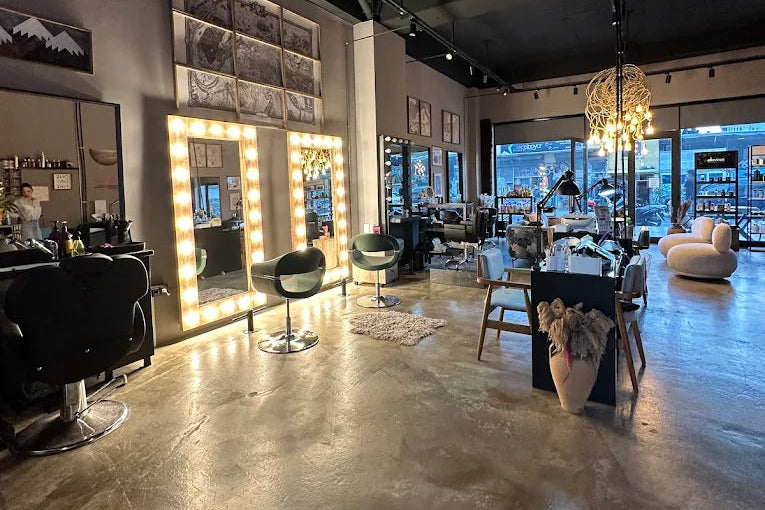 Chica Hair Lab