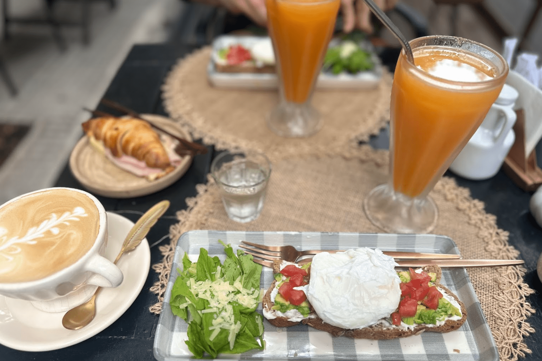 Las Auroras Café - globalnomadpass